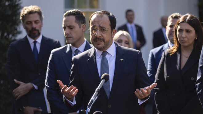 φωνή-στις-χριστιανικές-μειονότητε-563388331