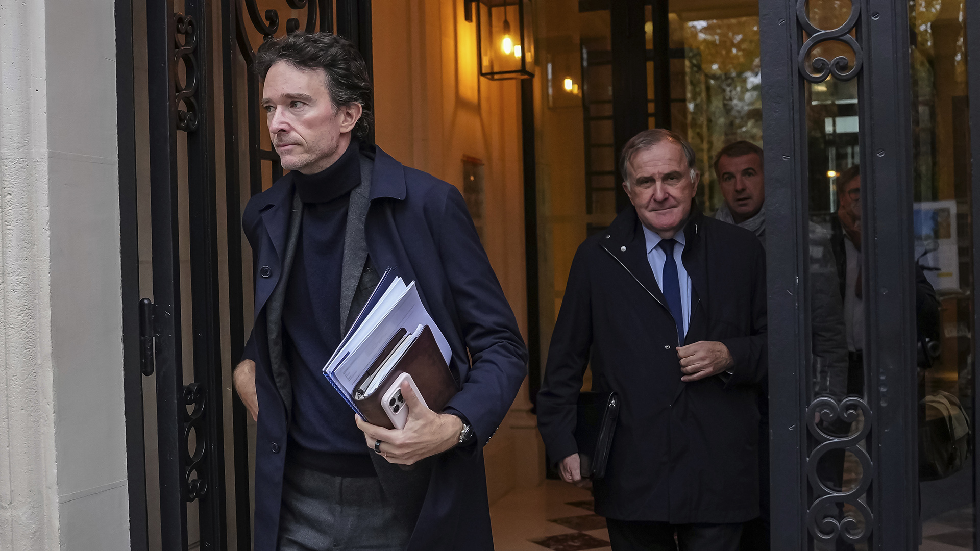 Το Παρίσι χωράει μόνο τη μια…-1