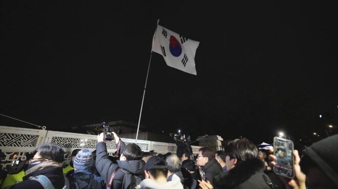 νότια-κορέα-πώς-η-κρίση-μπορεί-να-επηρε-563354530