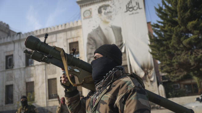 υπό-πολιορκία-η-δαμασκός-καταρρέει-το-563362918