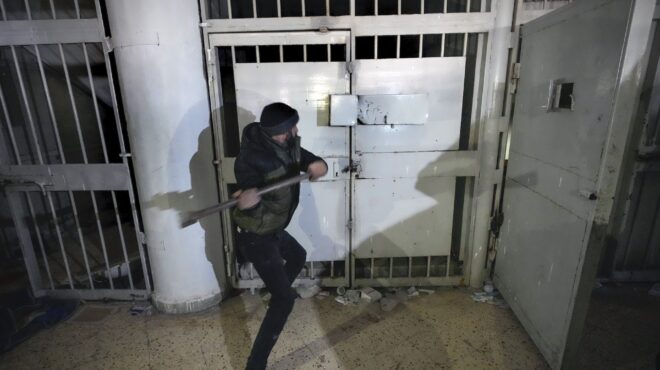 συρία-αμερικανός-βρέθηκε-να-περιπλαν-563370538