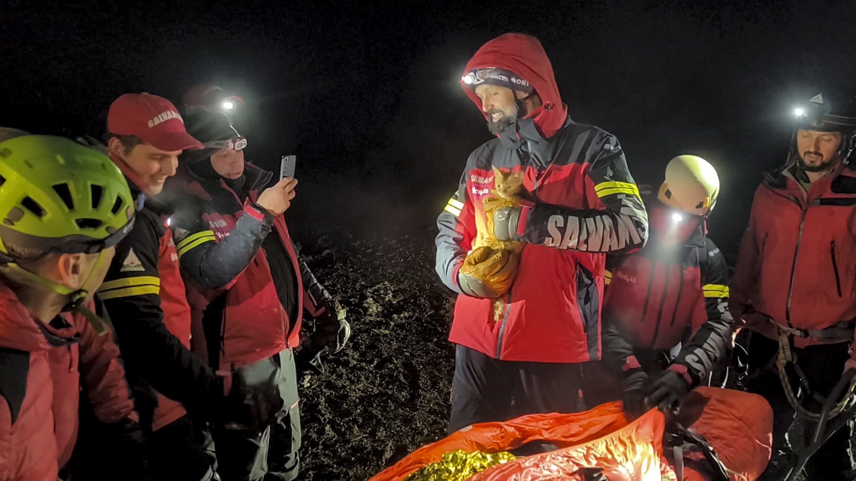 Εφυγε για να γλιτώσει τον πόλεμο, «σώθηκε» από τον γάτο του-2