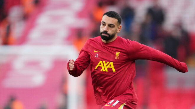 μο-σαλάχ-παίζει-χρυσή-μπάλα-και-σπ-563396548