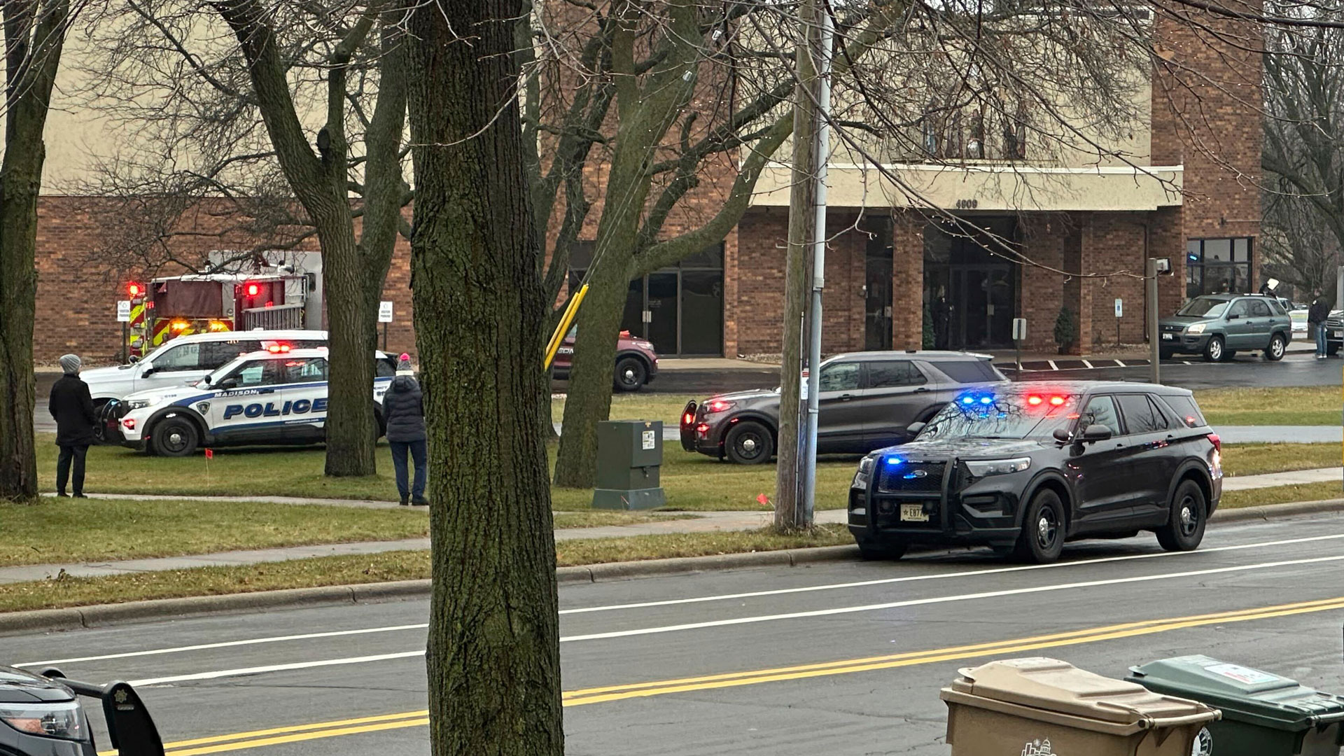 ΗΠΑ: Πυροβολισμοί σε σχολείο στο Ουισκόνσιν – Τρεις νεκροί-1