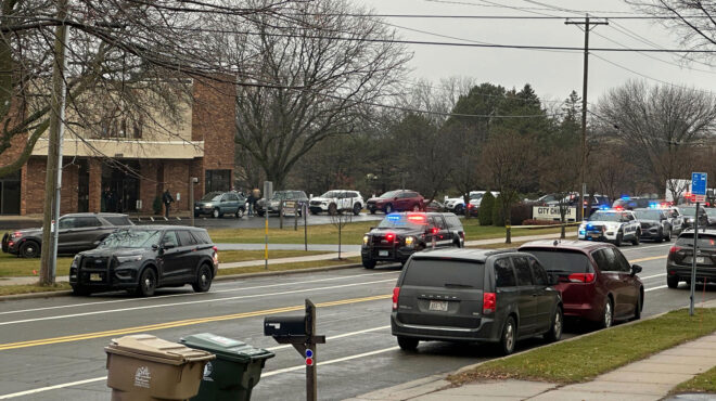 ηπα-πυροβολισμοί-σε-σχολείο-στο-ουισκ-563376934