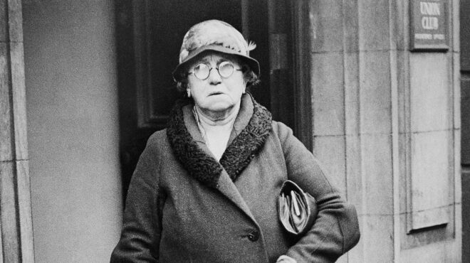 σαν-σήμερα-21-δεκεμβρίου-1919-η-εμμα-γκόλν-563385430