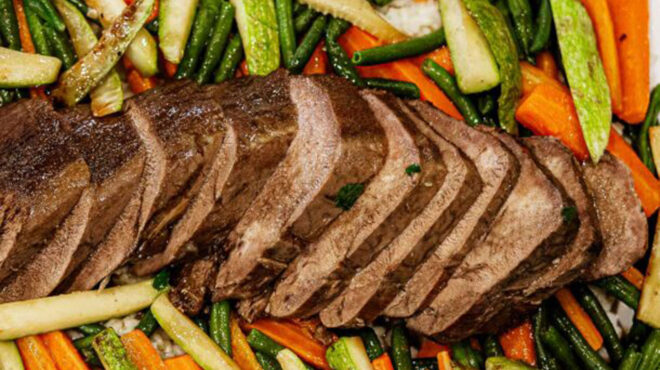 γλώσσα-μοσχαρίσια-με-λαχανικά-και-τη-σ-563396890