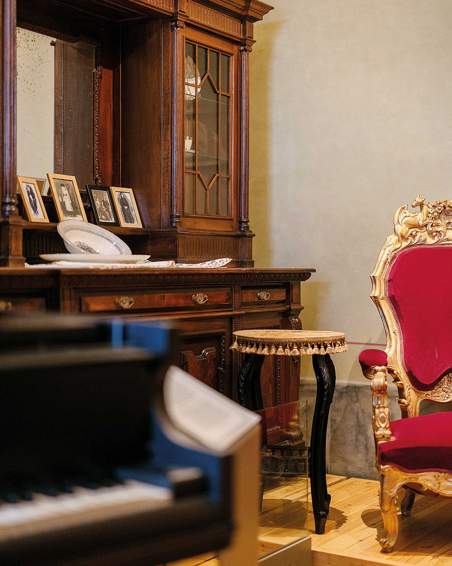 Τα νεοκλασικά της Ερμούπολης, γέφυρες ιστορίας και πολιτισμού-12