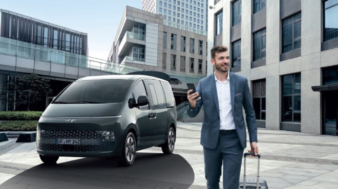 το-νέο-hyundai-staria-στην-ελλάδα-πόσο-κοστίζει-563368456