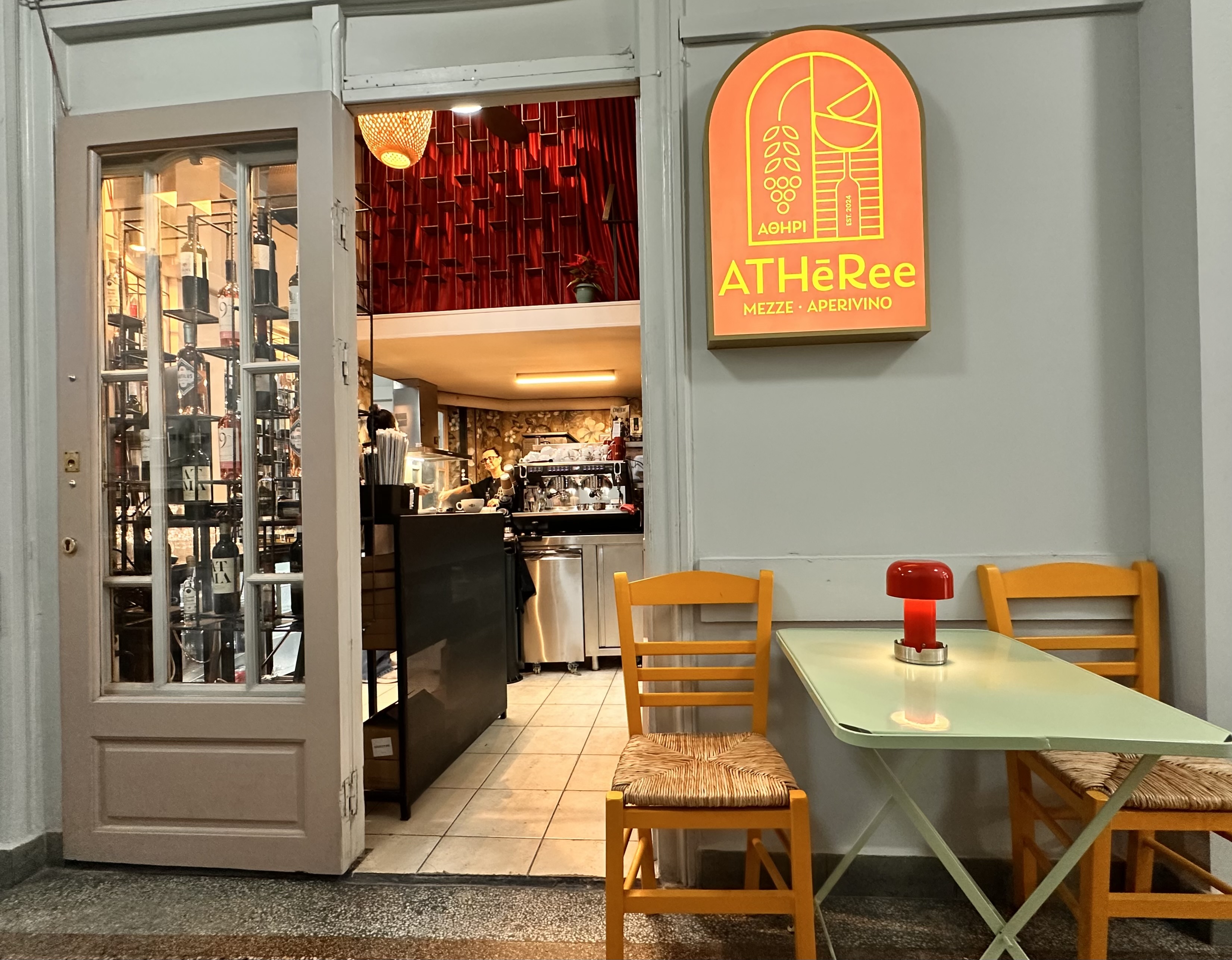 Μικρές αποδράσεις εντός στοάς-3