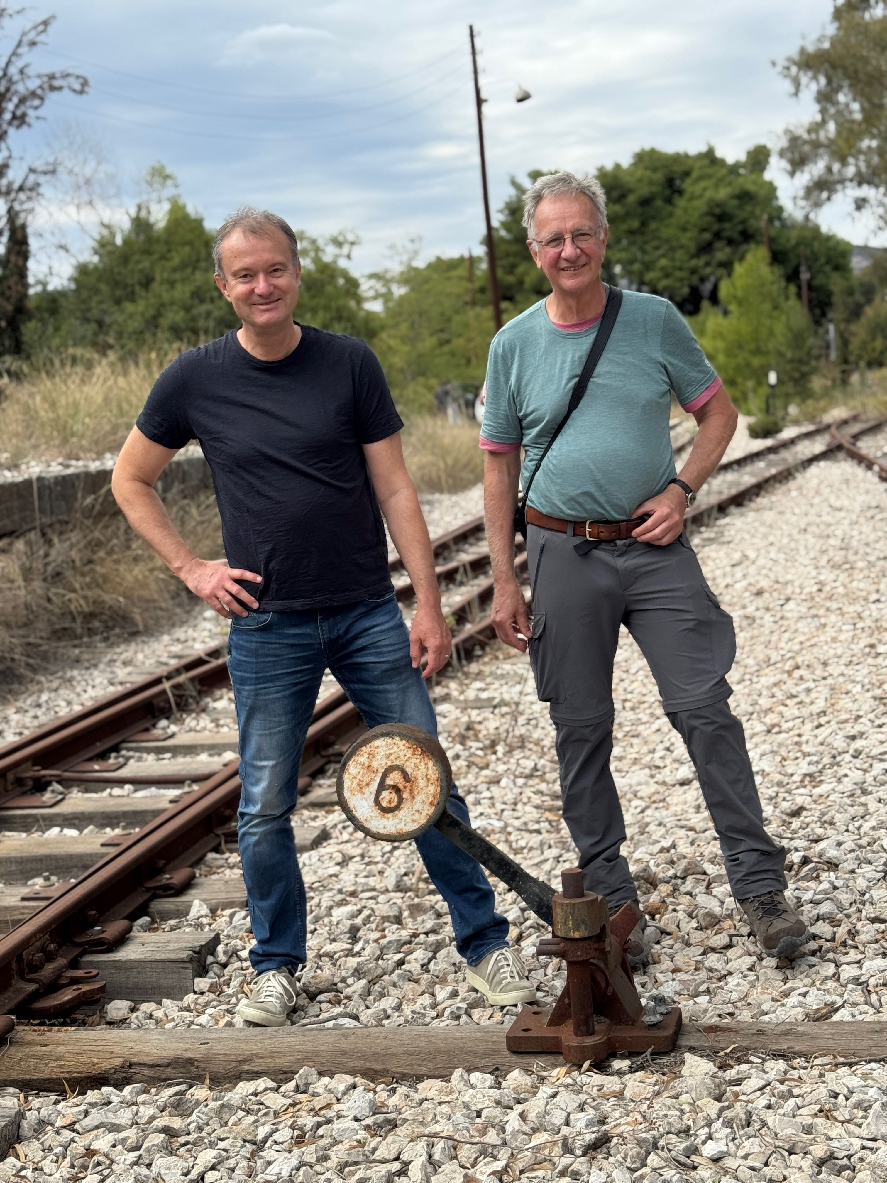 «Η Ωραία Κοιμωμένη περιμένει να την ξυπνήσουμε με ένα φιλί»-2