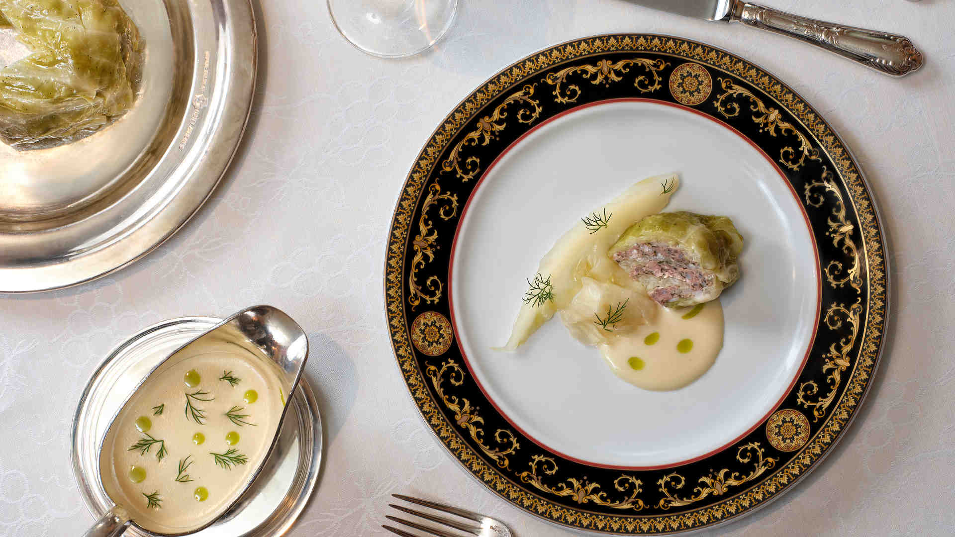 Λαχανοντολμάδες: το πιο comfort φαγητό του χειμώνα σε 5 μαγαζιά της Αθήνας-3