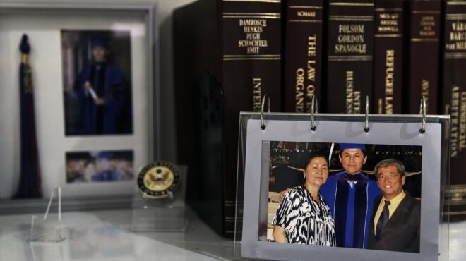 το-μυστικό-σχέδιο-μεταφοράς-στις-ηπα-ο-563353666