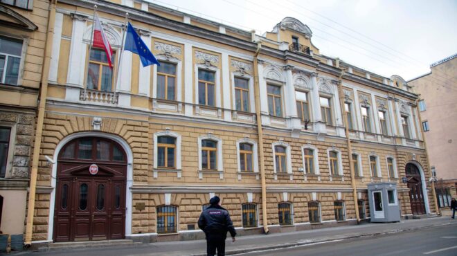 ρωσία-κλείνει-το-πολωνικό-προξενείο-σ-563357803