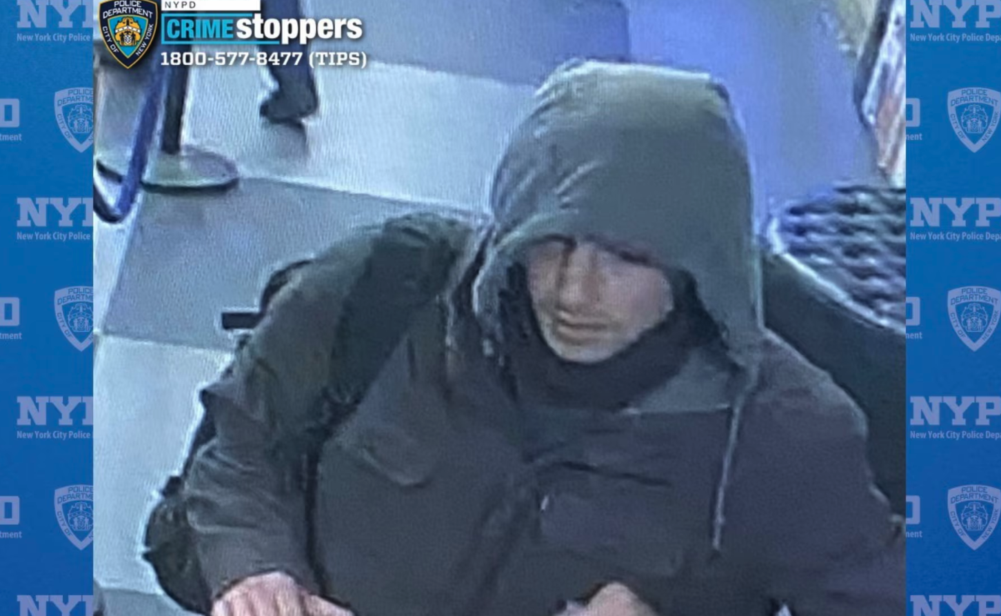 Δολοφονία CEO στο Μανχάταν: Στη δημοσιότητα φωτογραφίες με το πρόσωπο υπόπτου-1