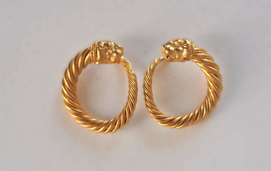 Εντυπωσιακά ευρήματα σε ανασκαφές κοντά στο Αίγιο (εικόνες)-6