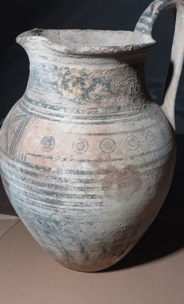 «Θησαυρός» αρχαιοτήτων βρέθηκε στο κέντρο της Αθήνας τυλιγμένος σε… εφημερίδες του 1940-6