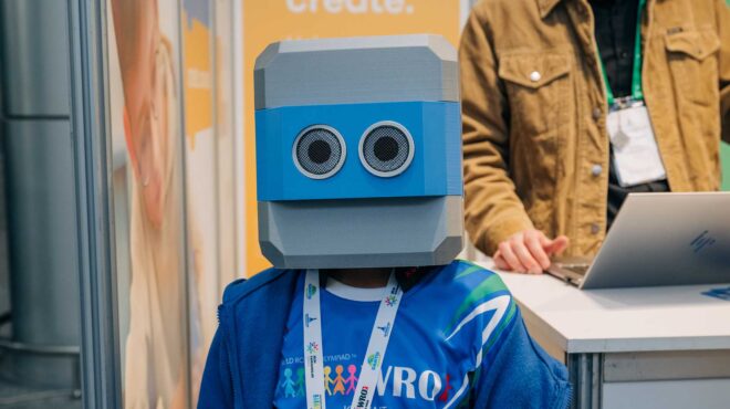 παίζουν-τένις-τα-ρομπότ-563380138