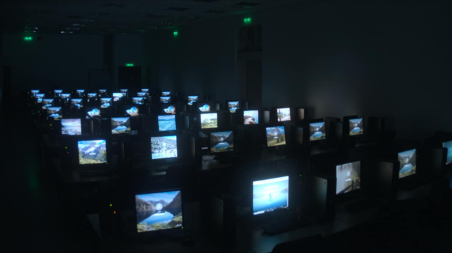 unclickable-κατασκευάζοντας-μια-ψηφιακή-απάτη-563384221