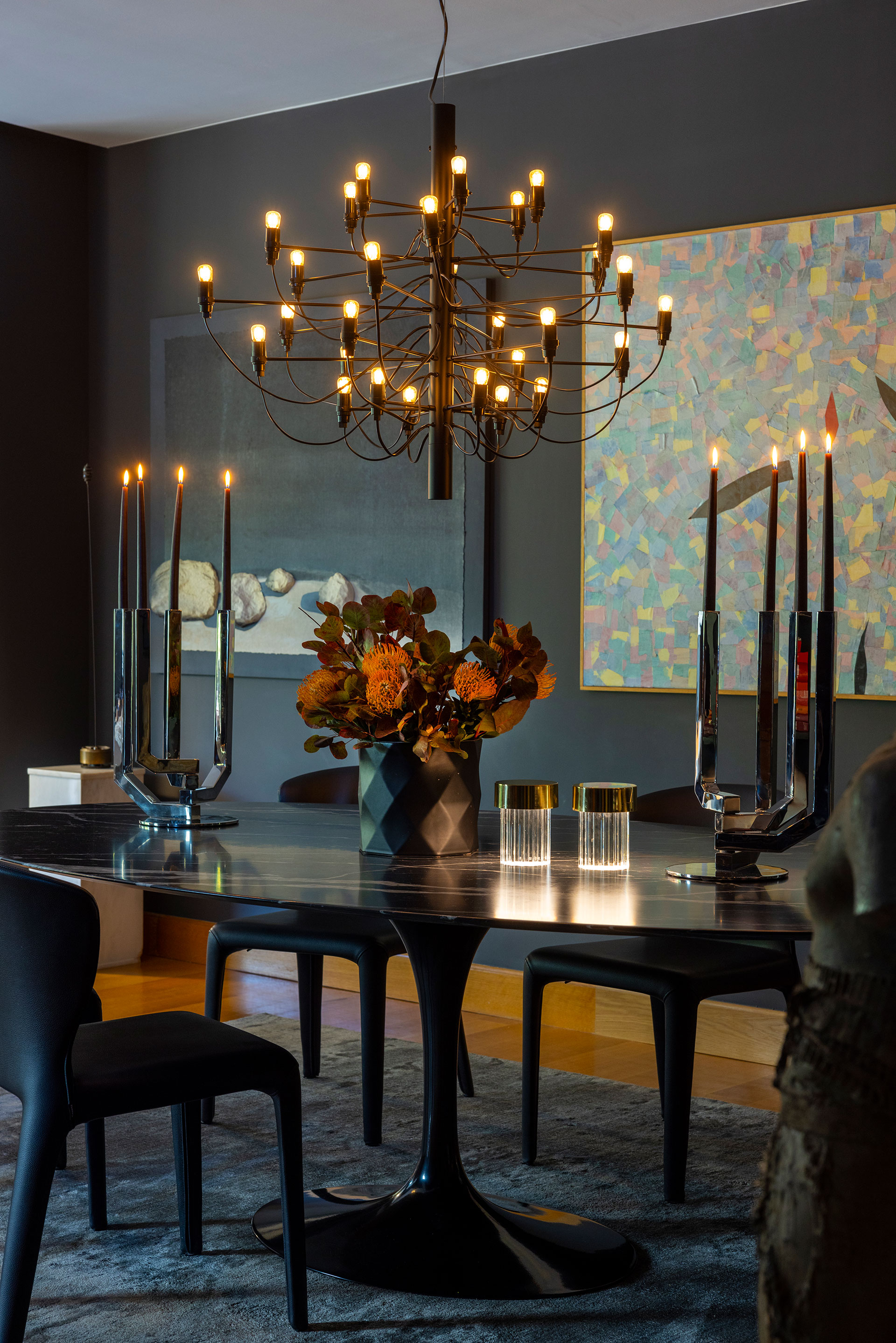 Μία μεζονέτα στο Κεφαλάρι γεμάτη εμβληματικά κομμάτια του ντιζάιν-2