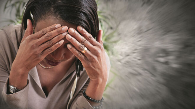 πώς-μπορεί-το-στίγμα-της-ημικρανίας-να-563380432