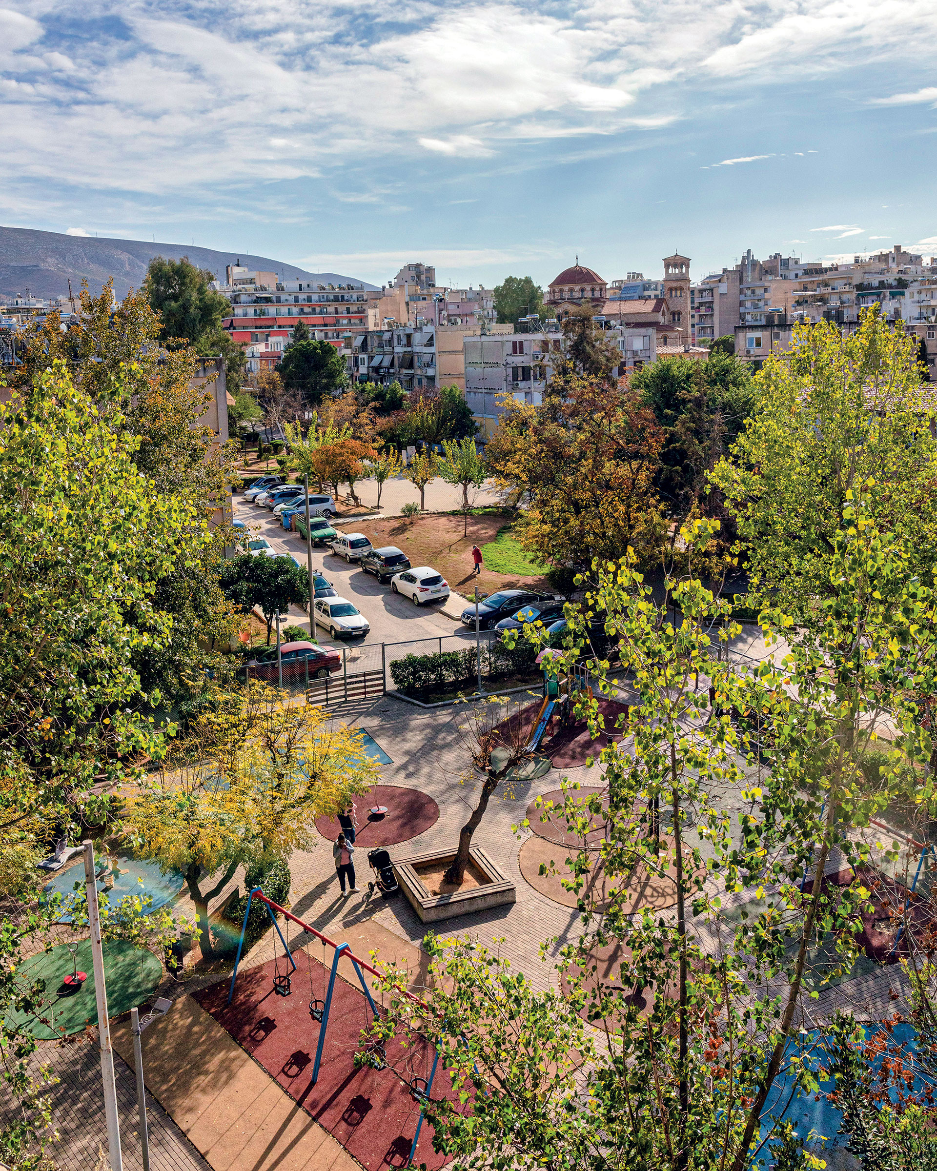 Τα προσφυγικά της Καισαριανής προετοιμάζονται για το μετρό-2