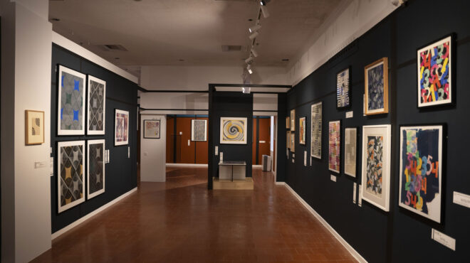 αφηγήσεις-από-πολύχρωμο-μετάξι-563387155