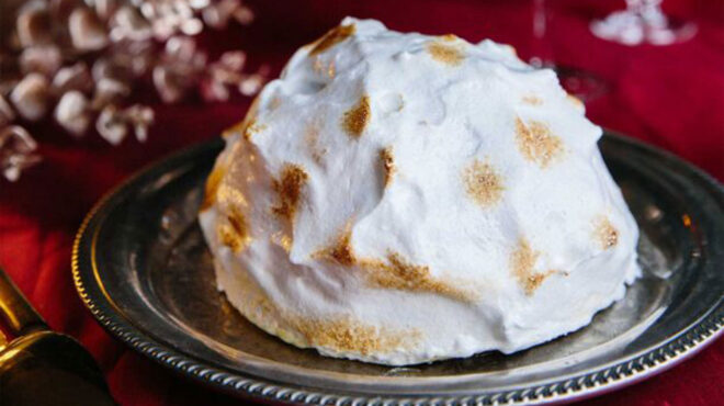 baked-alaska-με-παρφέ-λεμόνι-563351185