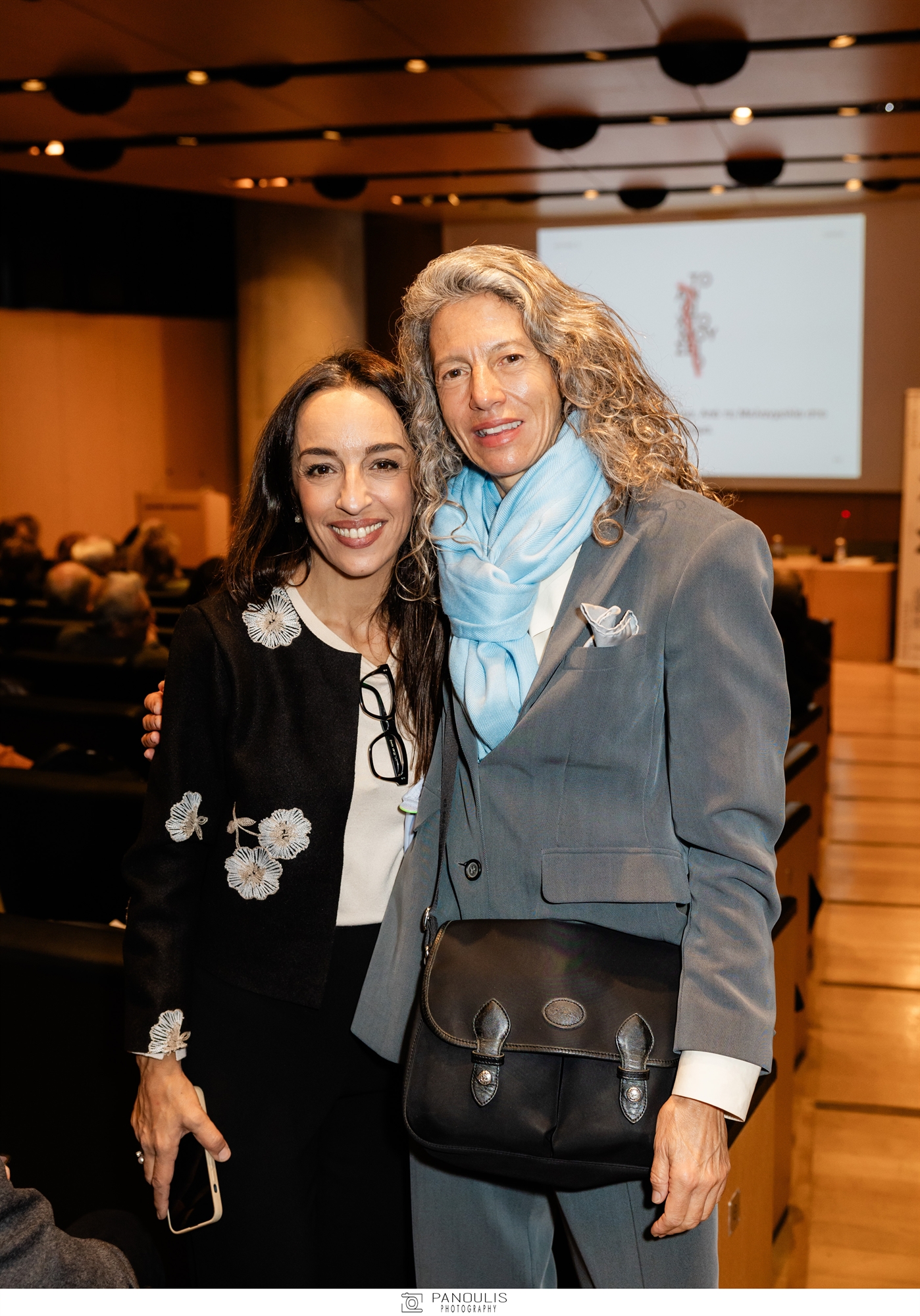 Η Βάνα Ξένου «φέρνει» ξανά την ιερότητα στην Ελευσίνα με μια έκθεση το 2025-3