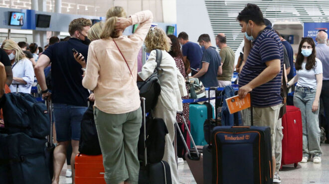 αυξήθηκε-κατά-107-η-μέση-δαπάνη-ανά-ταξιδ-563386630