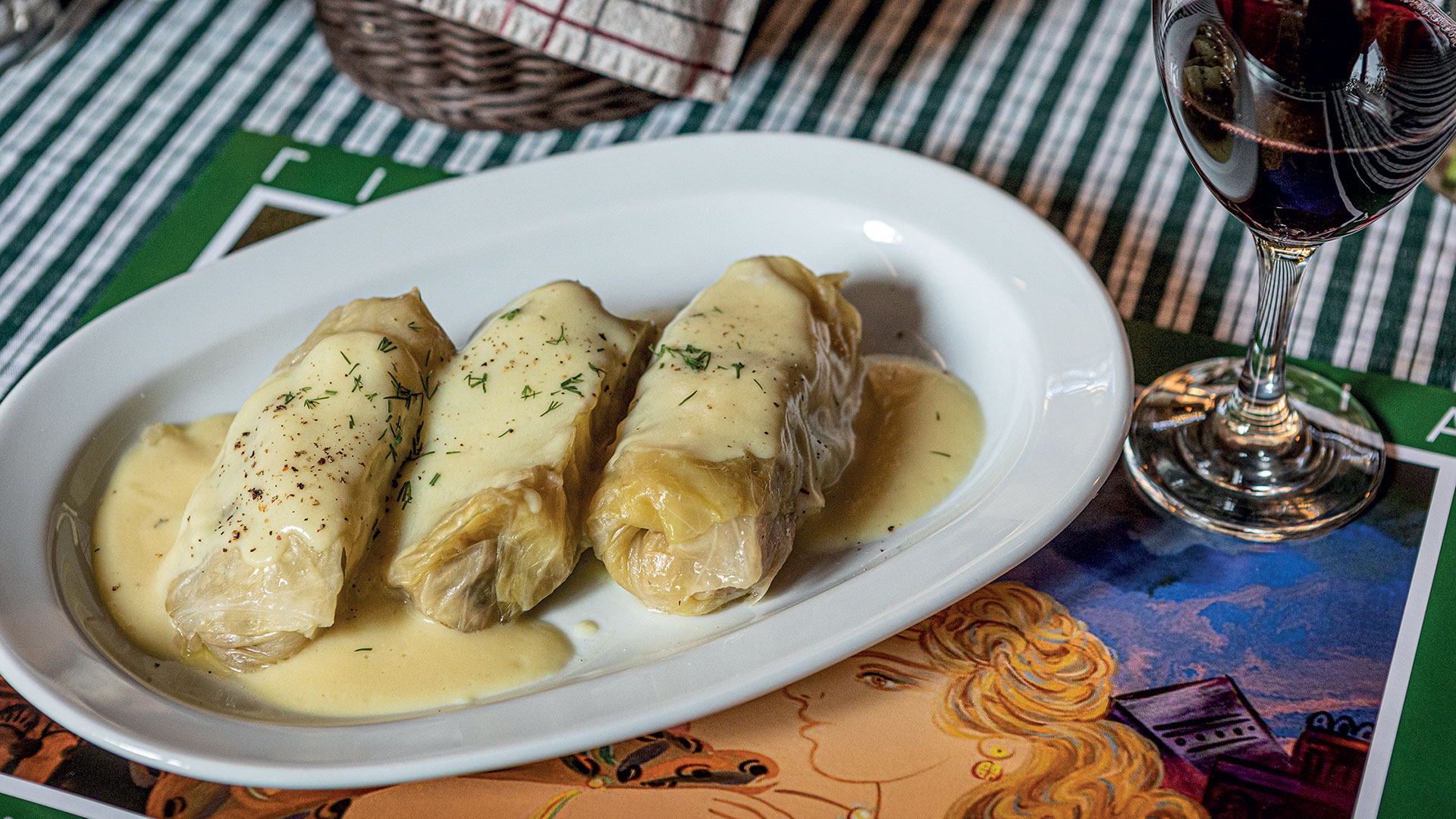 Πού θα φάτε τους πιο νόστιμους λαχανοντολμάδες στην Αθήνα-5