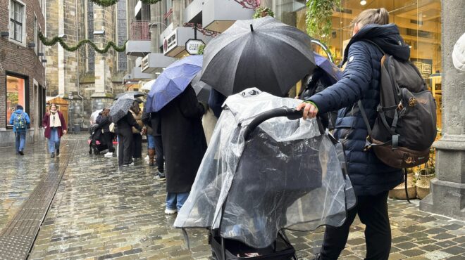 σοκολάτες-ντουμπάι-κόπηκαν-σε-γερμαν-563385052