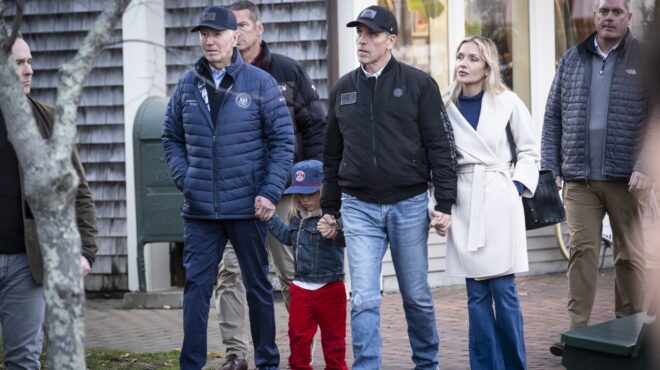 μαρκ-λίλα-στην-κ-ο-μπάιντεν-έπρεπε-να-563361859