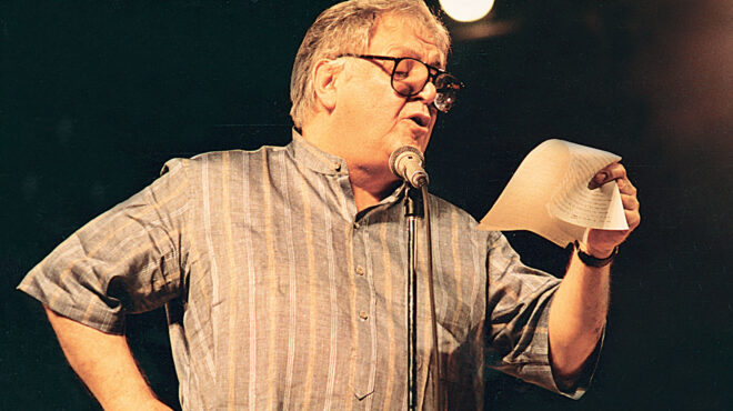 στο-μυαλό-του-μάνου-χατζιδάκι-563375752