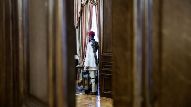 χρειαζόμαστε-έναν-πιο-ισχυρό-πρόεδρο-563361763