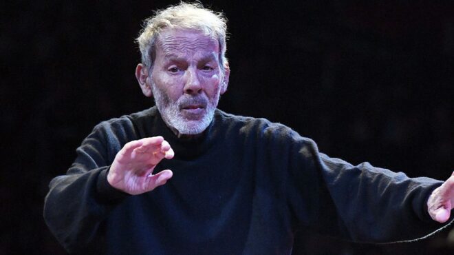 ποδαρικό-με-ρεμπέτικο-μάρκο-βαμβακάρ-563389105