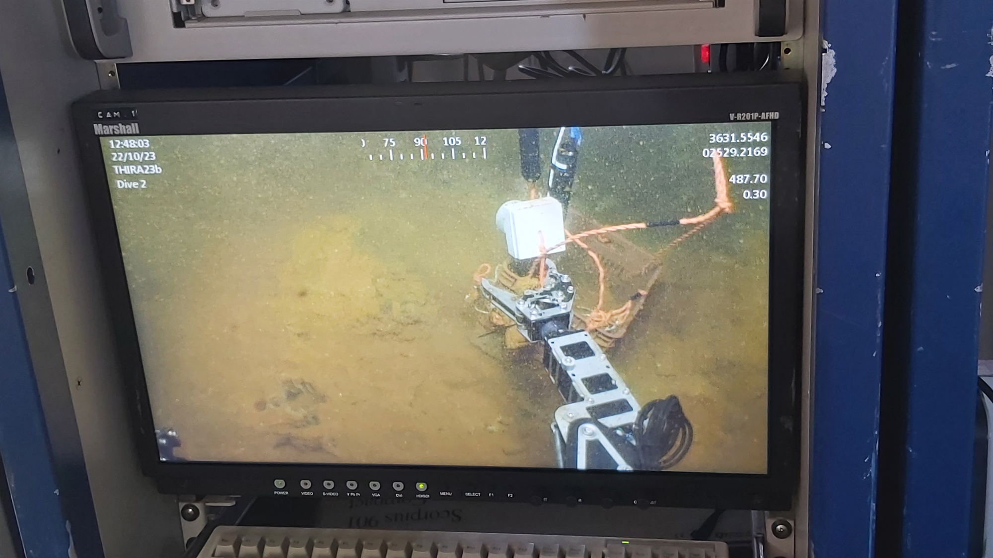 Ο βυθός της Σαντορίνης αποκαλύπτει τα μυστικά του-2