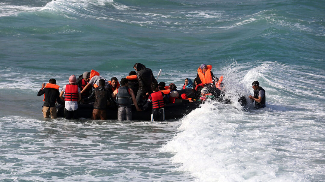 ολες-οι-φυλές-των-διακινητών-563372524