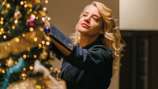 στολίζουμε-δέντρο-με-την-τζένη-θεωνά-563375113