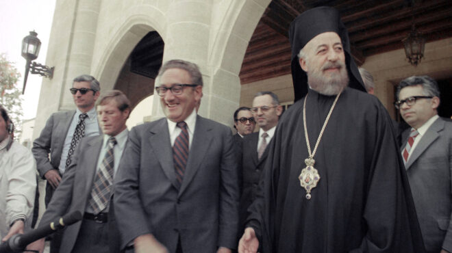 κιρ-στάρμερ-στη-λευκωσία-ενισχύονται-563363350