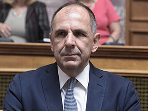 Εντός και Εκτός: Ο Κασσελάκης ψάχνει έμβλημα-1