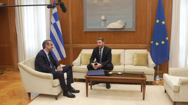 προϋπολογισμός-αυξήσεις-σε-μισθούς-σ-563366065