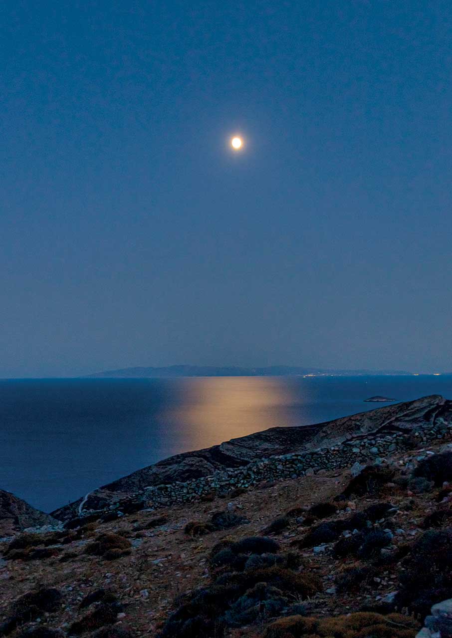Aπάνω Μεριά: Το άγνωστο μισό της Σύρου-8