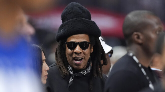 jay-z-κατηγορείται-ότι-βίασε-13χρονη-μαζί-με-563363920