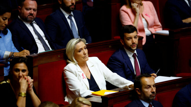 κρίσιμη-εβδομάδα-για-τη-γαλλική-κυβέρ-563351539