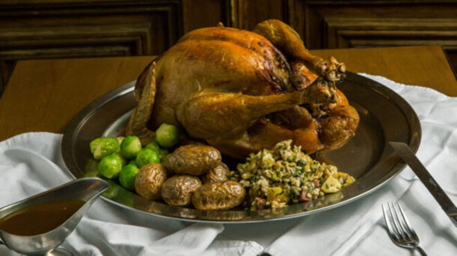 γαλοπούλα-με-αρωματικό-βούτυρο-και-σά-563383456