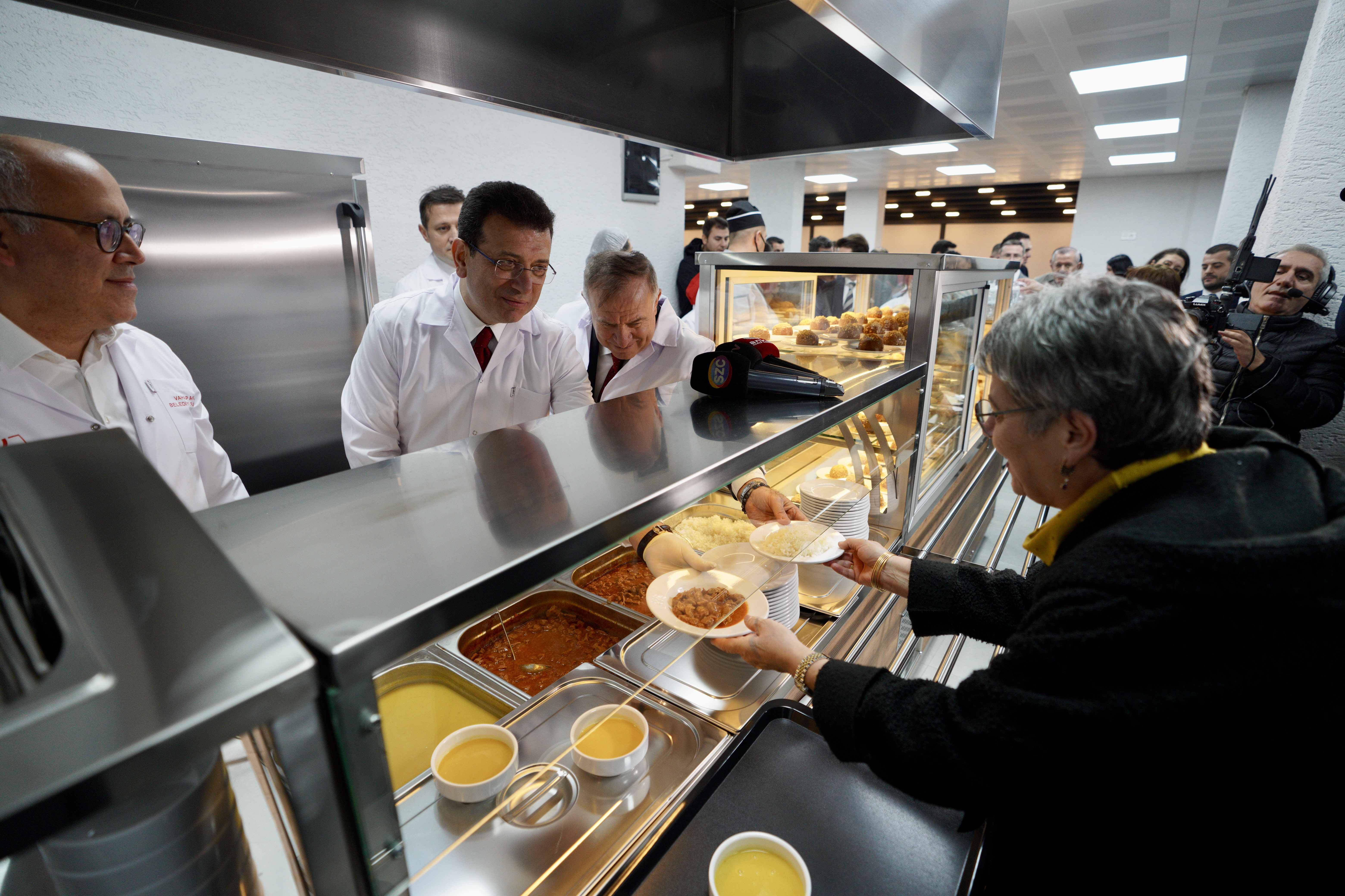 Διαβάστε στην «Καθημερινή της Κυριακής»-4