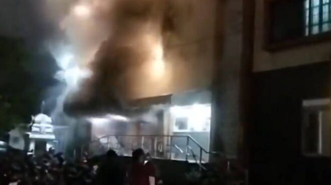 ινδία-εξι-νεκροί-και-30-τραυματίες-από-φ-563371876