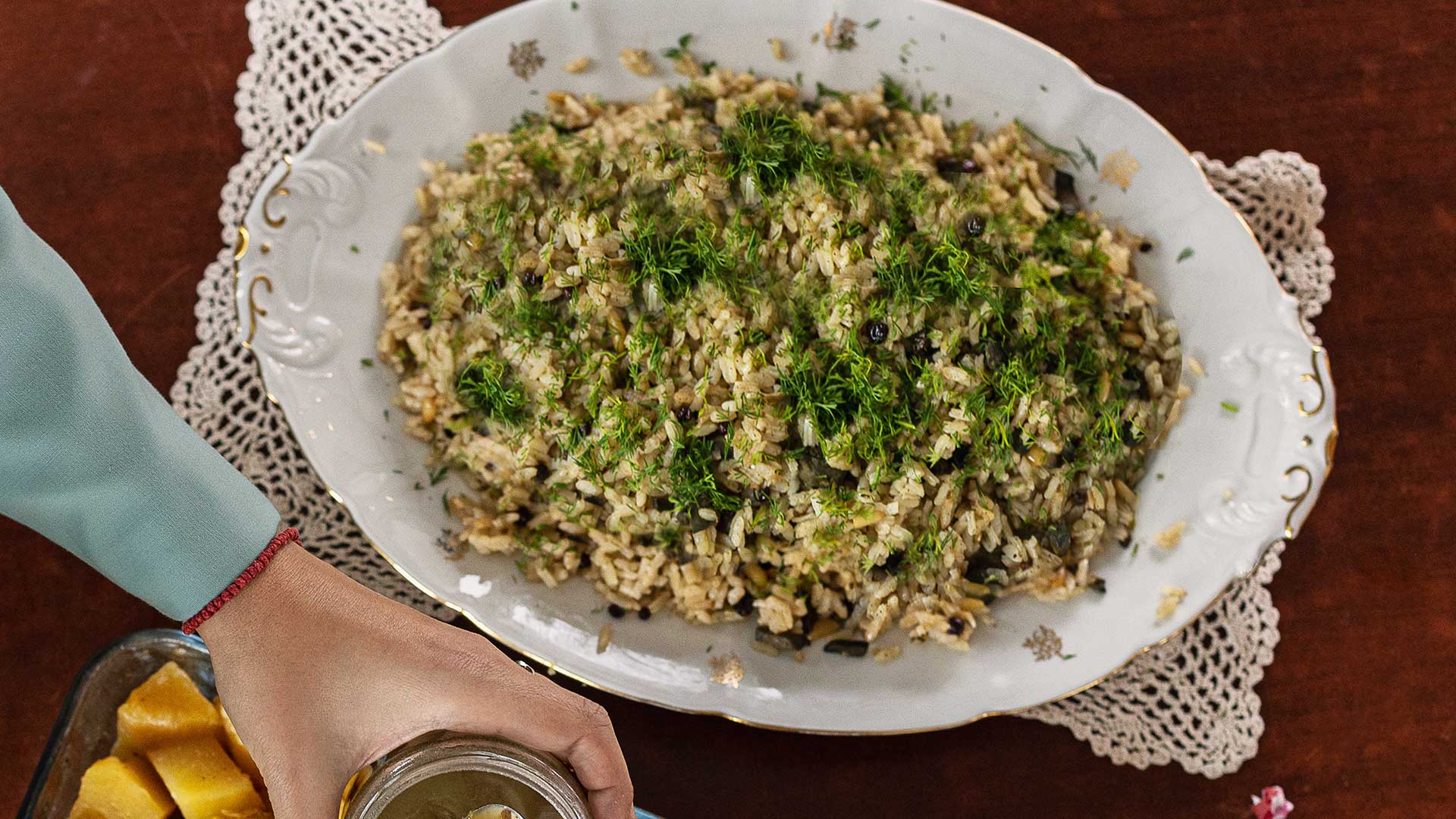 Πιλάφια της Ανατολής: 17 γιορτινές συνταγές από τη Σμύρνη, την Πόλη, την Περσία, την Αίγυπτο-1