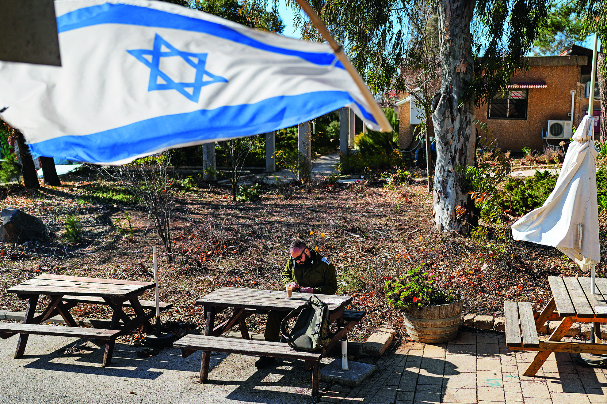 Ελι Κοέν στην «Κ»: Θα κάνουμε ό,τι μπορούμε για το «καλώδιο»-1